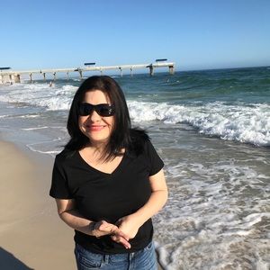 Meet your Posher, Robin